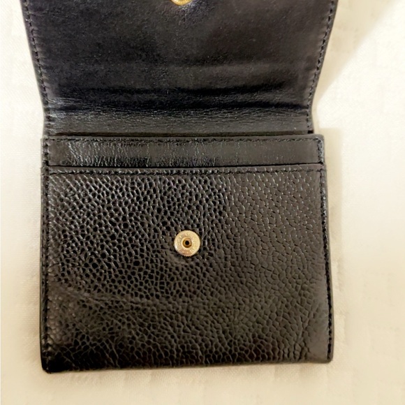 Auth. Chanel Small Wallet - Picture 4 of 12